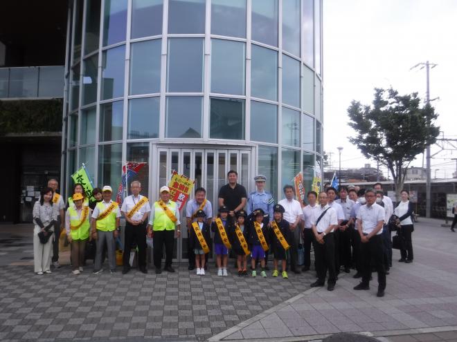 令和7年夏の交通事故防止運動啓発活動集合写真