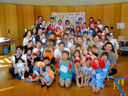 参加者が集合しているようす