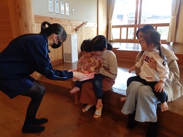 折り紙どうぞ